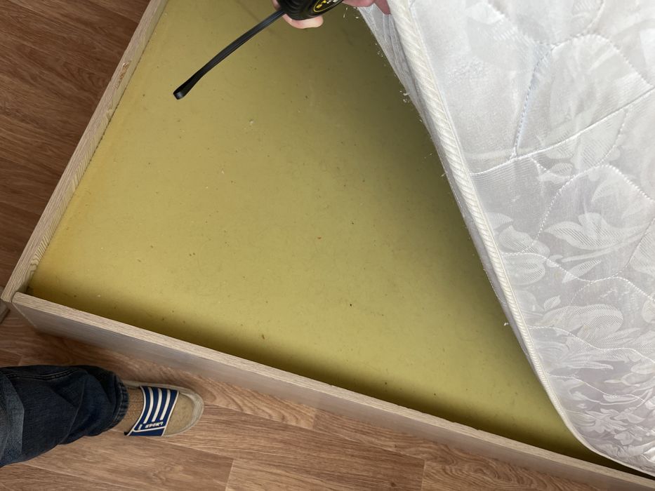 Кровать двухспальная