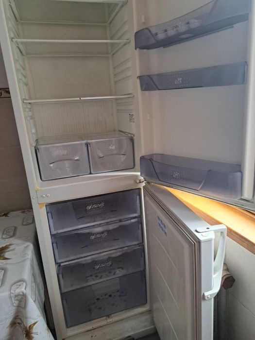 Холодильник б/у Бирюса