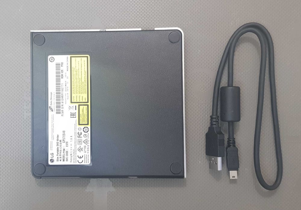 DVD Writer Extern Portabil - Nou