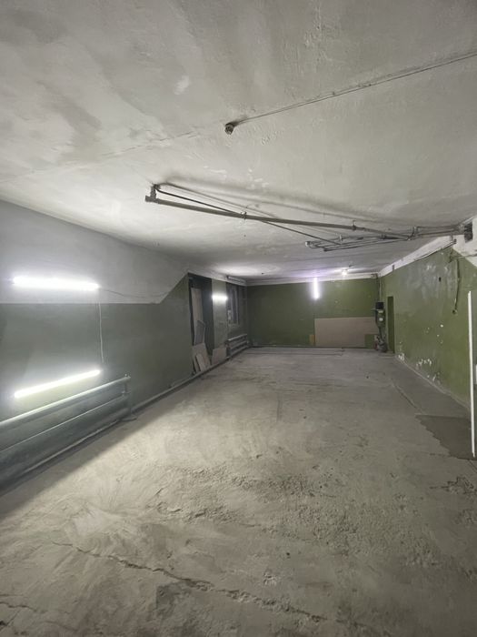 Бокс в аренду,туалет,душ все есть