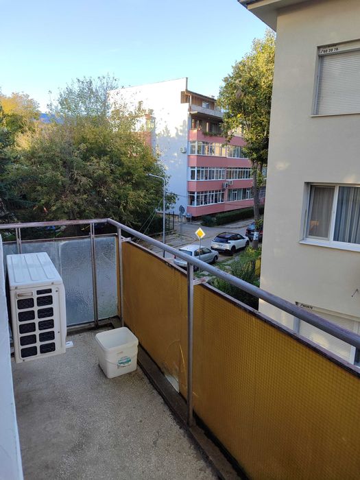 Продава се Четиристаен апартамент в Добрич, Център - 112 кв.м за 1036 €/кв.м - Снимка #14