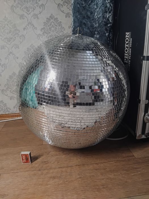 Большой зеркальный диско-шар ~ 50 см