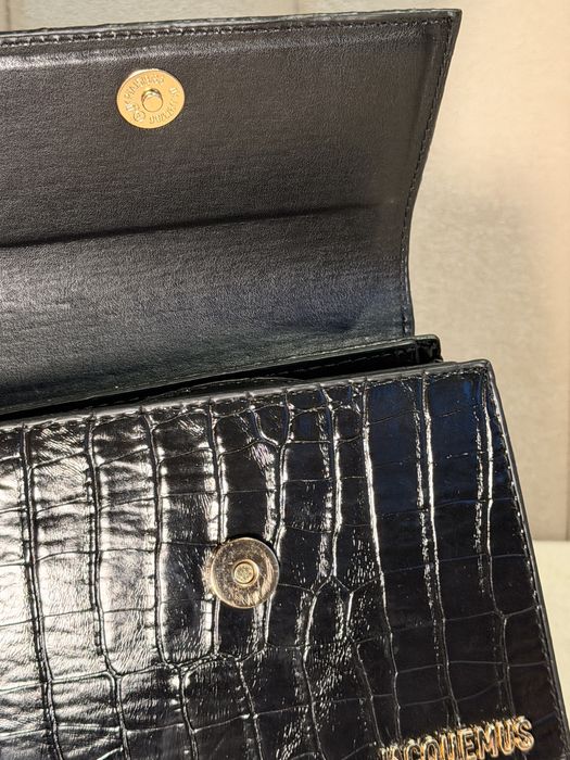 Geantă JAQUEMUS neagră-piele crocodil