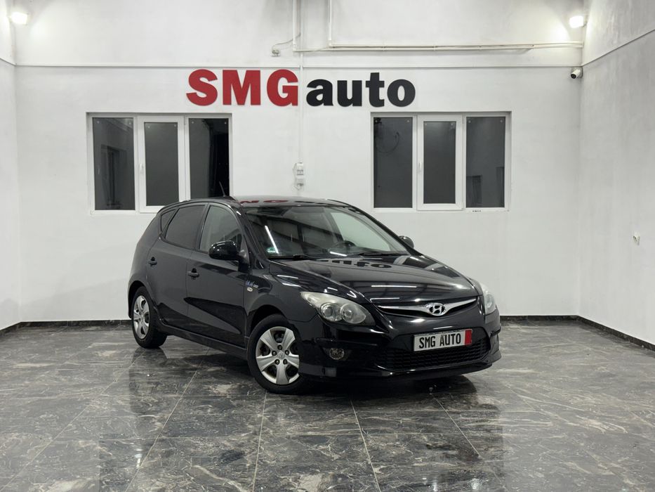 Hyundai I30 1.4 105 CP 11/2010 SE POATE IN RATE