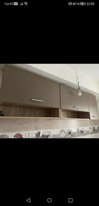 Mobila de bucatarie cu chiuveta si baterie