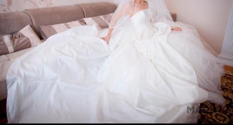 Шикарное свадебное платье