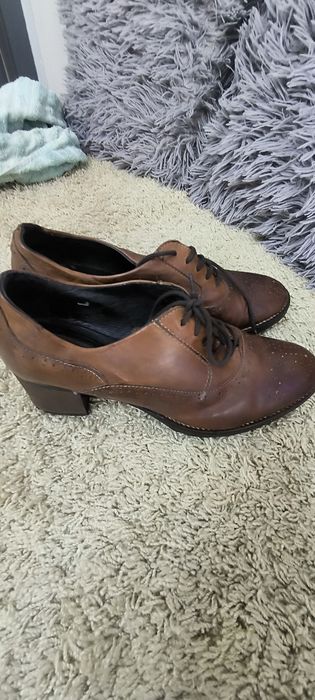Женские  кожаные ботинки