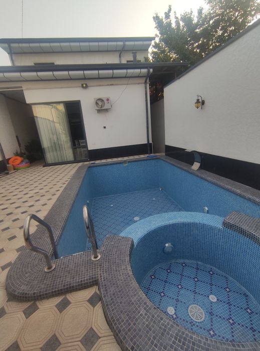 Мирзо Улугбекский район массив Феруза евродом 4,1-сотки 6-комнат.