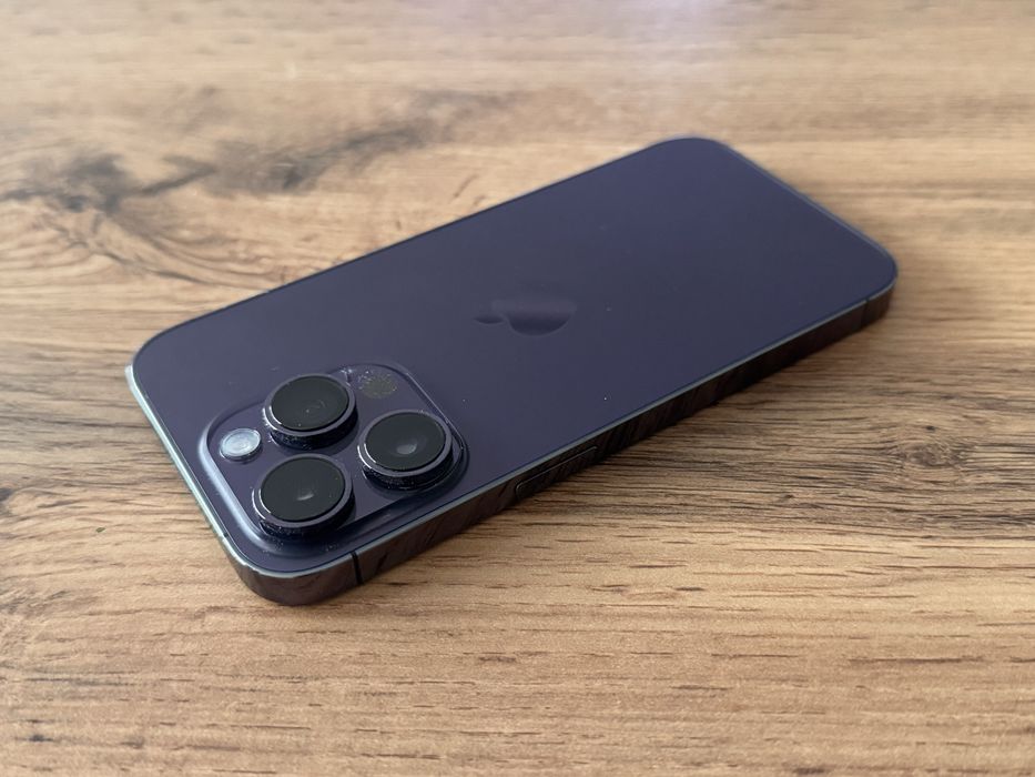 iPhone 14 Pro со свежей батареей