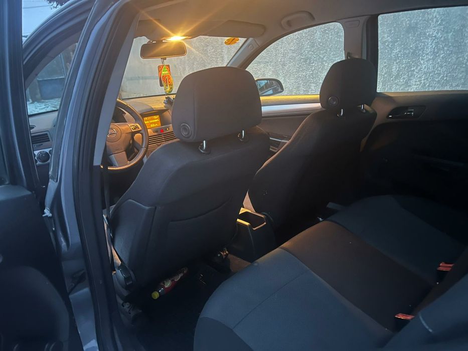 Opel astra 1.6 b 2007