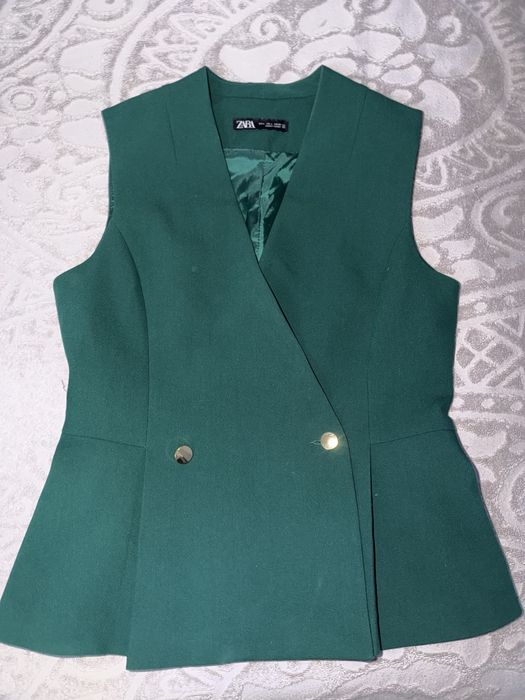 Женская одежда отличном состоянии размер М все по 50.000