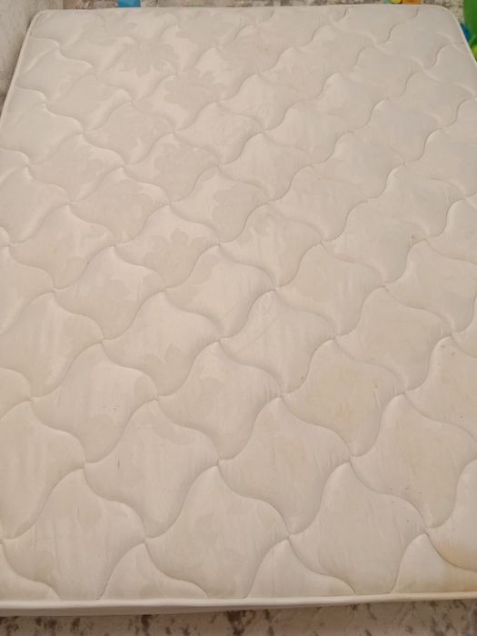 Матрас срочно продам