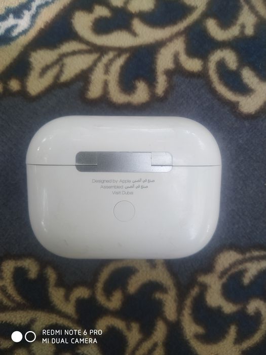 Apple Airpost Pro