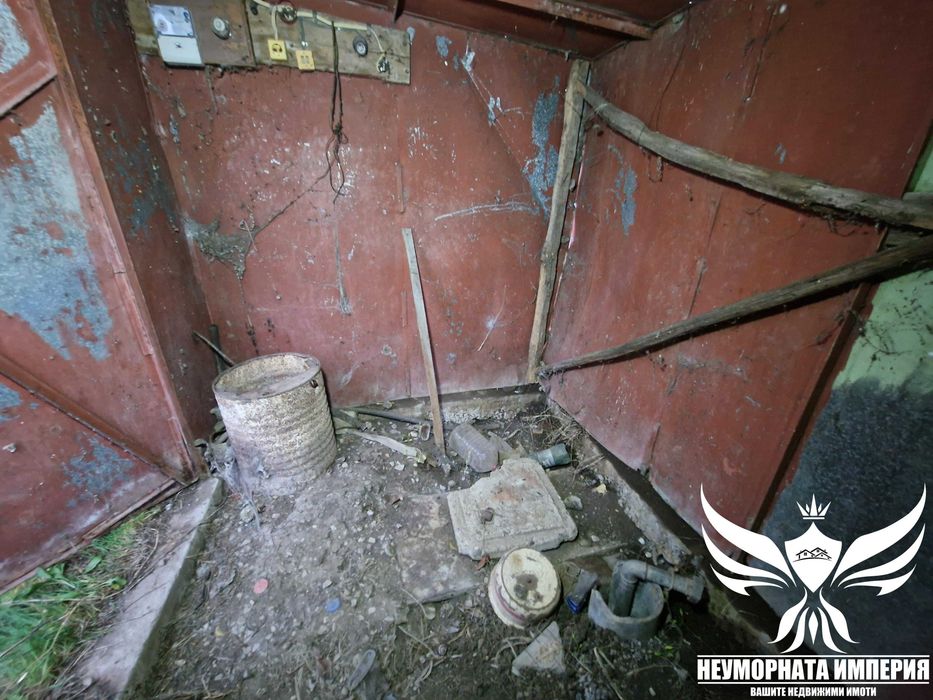 Продавам парцел в урбанизирана територия с площ от 904кв.м. в село Конуш, общ.Асеновград статут УПИ