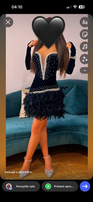 Rochie neagra scurta cu pietre si pene masura xs-s