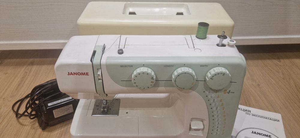 Швейная машина Janome GR-24