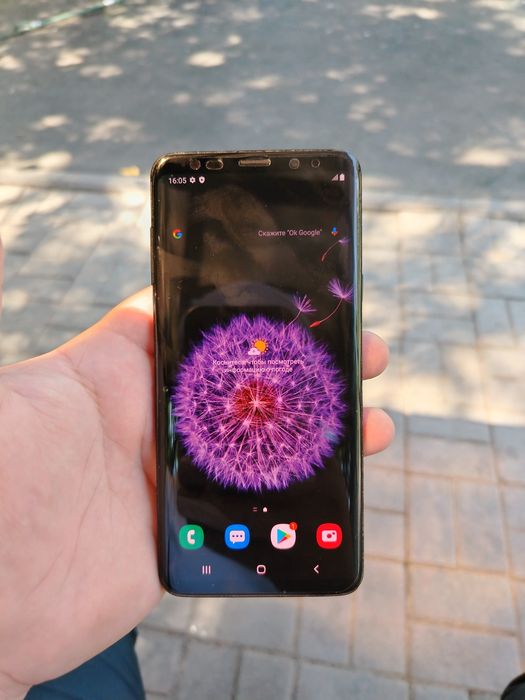 Продам телефон Samsung s9+ память 64гб состояние отличное