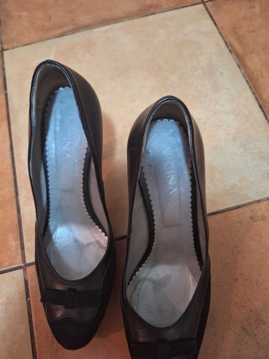 pantofi eleganti Vicina negri piele masura 37