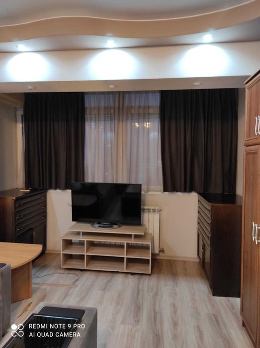 Дава се под наем Тристаен апартамент в София, Красно село - 85 кв.м за 700 € - Снимка #4