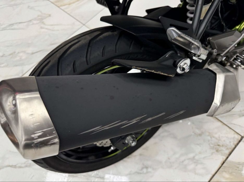 Motocicleta Kawasaki Z 125