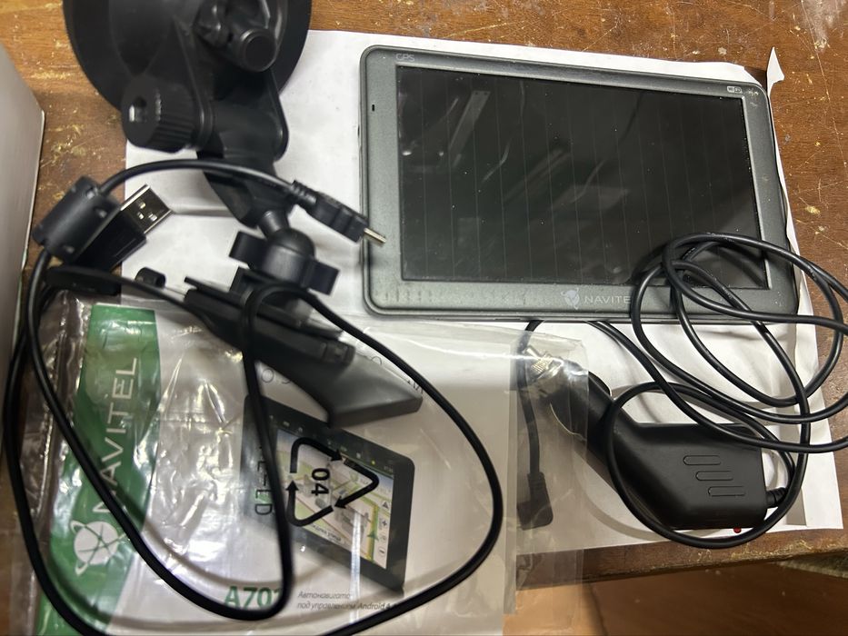 Навигатор Navitel A701 нерабочий