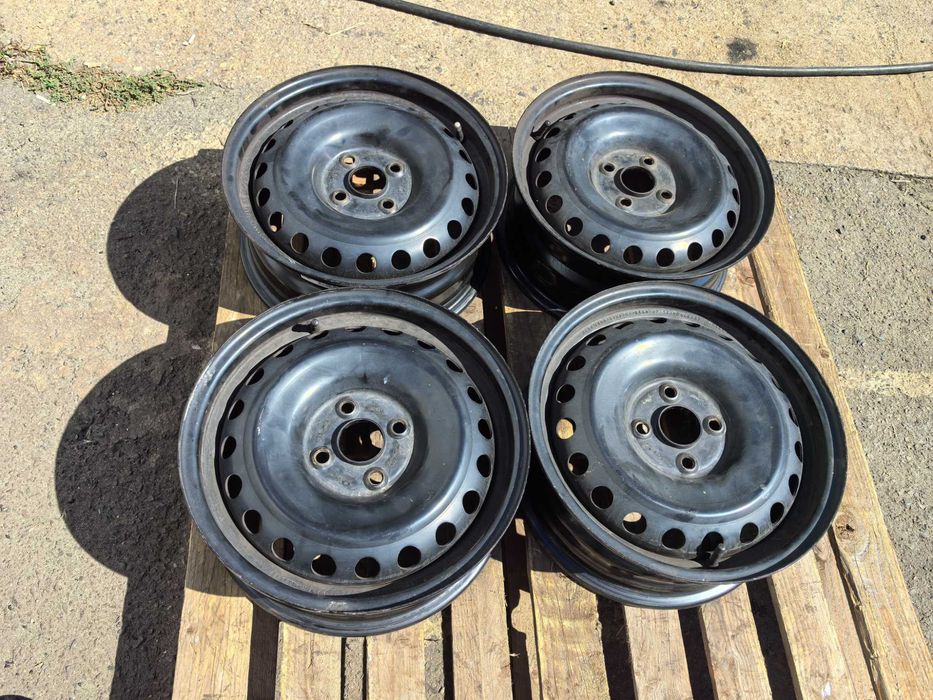 15 цола 4 х 100 мм Хюндай / Кия / Мазда / Тойота - 6 Инча / ЕТ 46