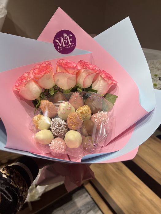 букет клубника в шоколаде