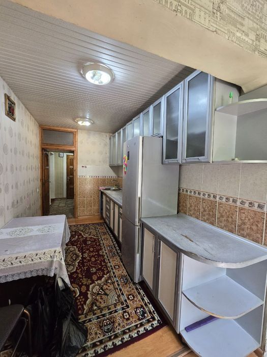 Аренда Квартира Чорсу Гулобод 3 хона 1 етаж оилага берилади