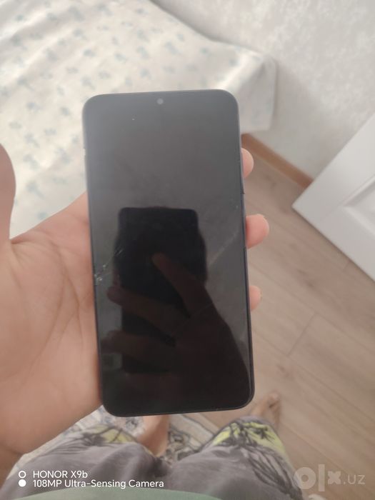Redmi 8 xolati boladi ekran ozgina singan