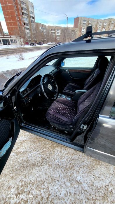 Mercedes-Benz E230, автомат!