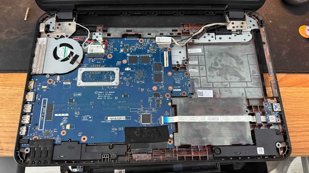 Dezmembrare Laptop Dell Inspiron 3737, Lenovo T580, Lenovo 80LH B51-35