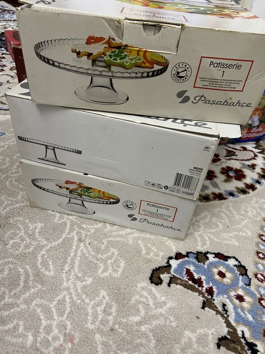 Продам дешево всю посуду