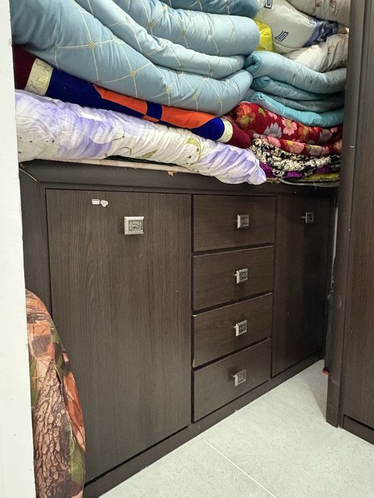 Шкаф и комод вместе