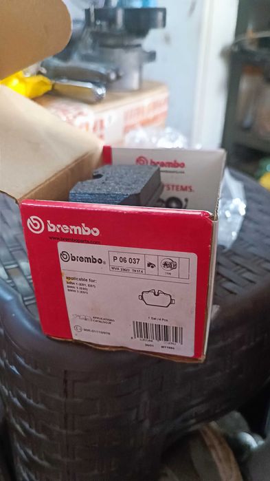 Чисто нови накладки за BMW E90, E87 Brembo P 06 037