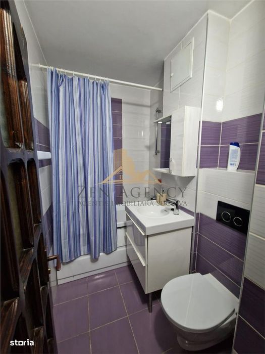Apartament 3 camere, decomandat
