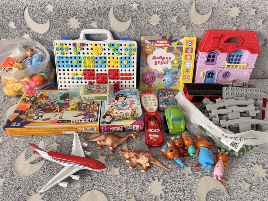 Игрушки детские в хорошем рабочем состоянии