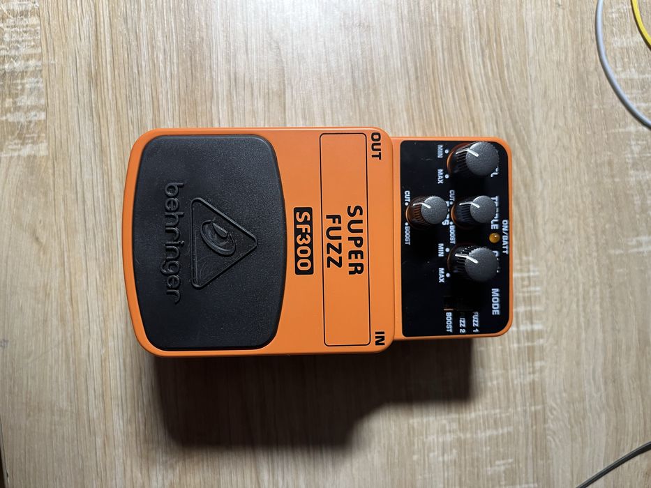 Pedala Superfuzz SF300