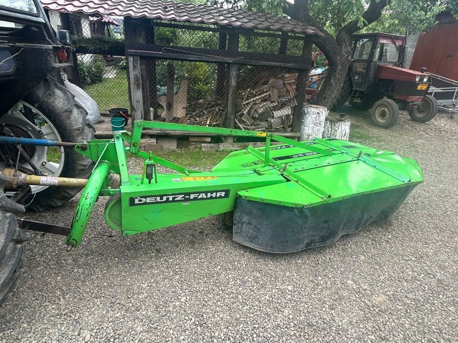 Vând cositoare Deutz-Fahr km24