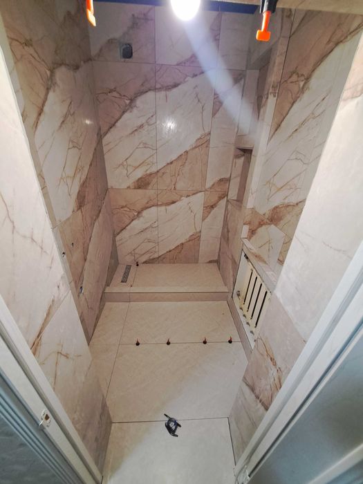 Плиточник с болшым опытом