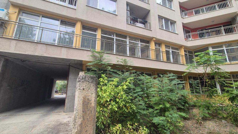 Продава се Офис в Пловдив, Кършияка - 862 кв.м за 1068 €/кв.м - Снимка #4