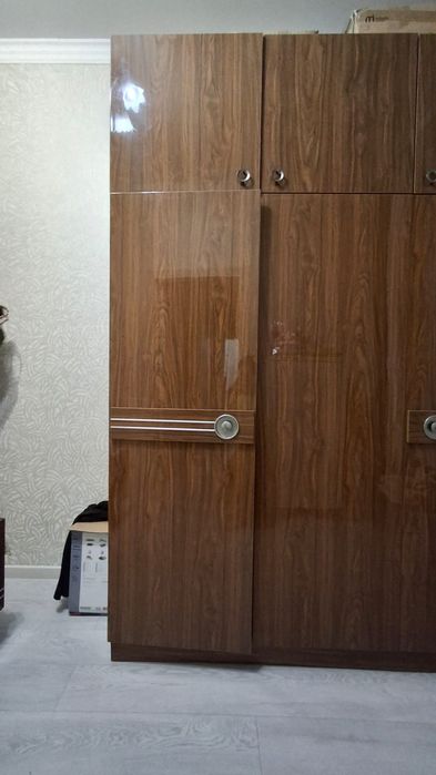 Шкаф и.  кровать