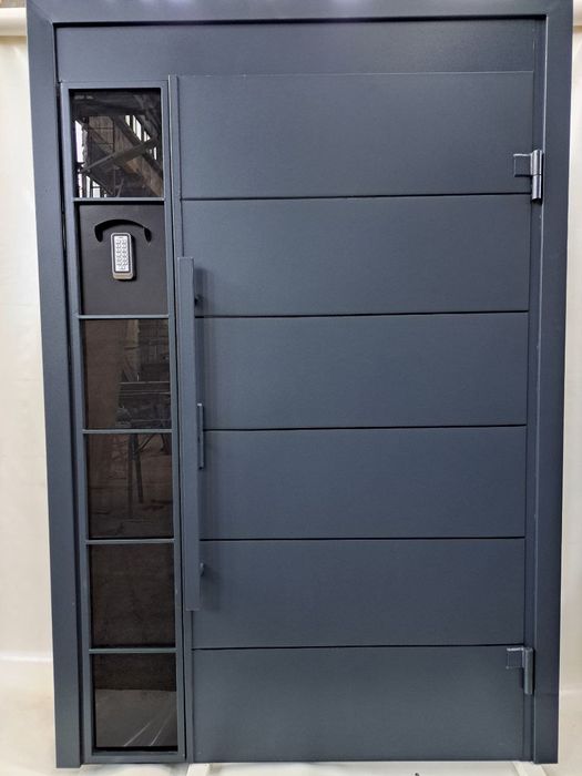 Подъездные металлические двери