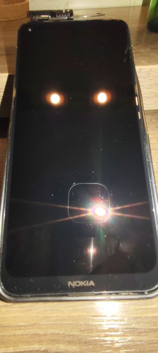 Продавам Nokia 8.3 5G