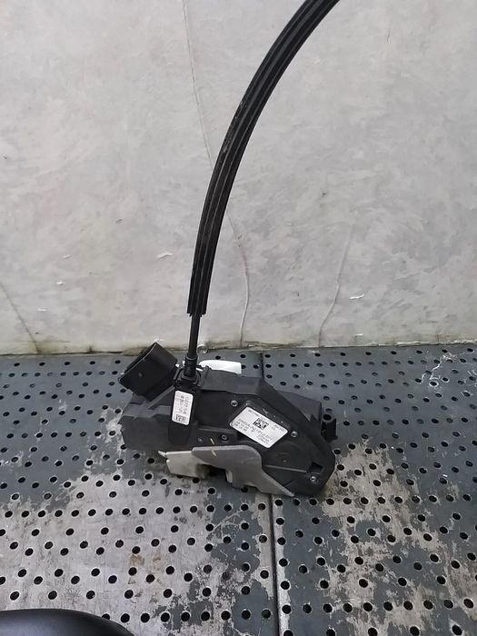 Broasca usa dreapta fata ford transit courier bm5aa21812bh