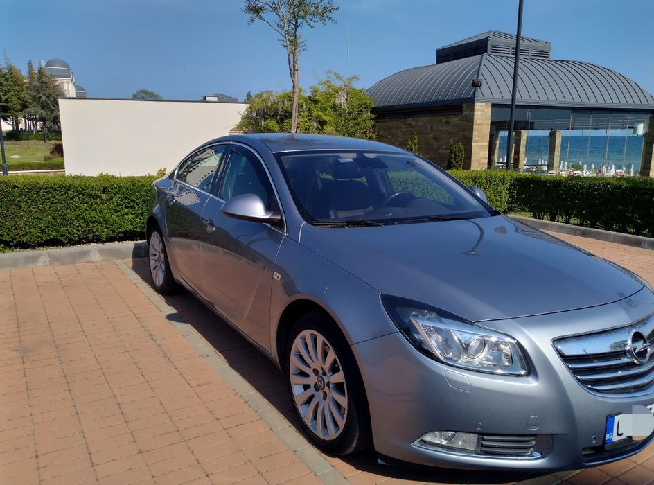 Opel Insignia  Седан