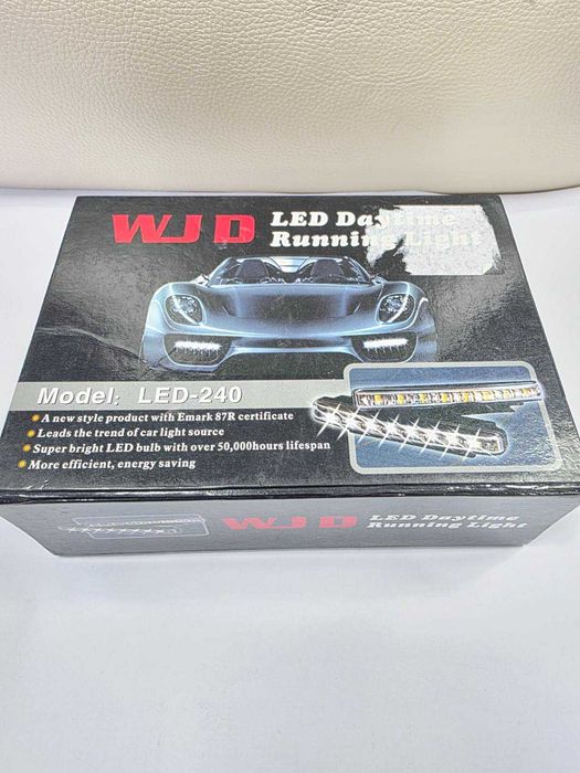 LED дневни светлини, халогени,  6000К, 8 диода, студено бяло