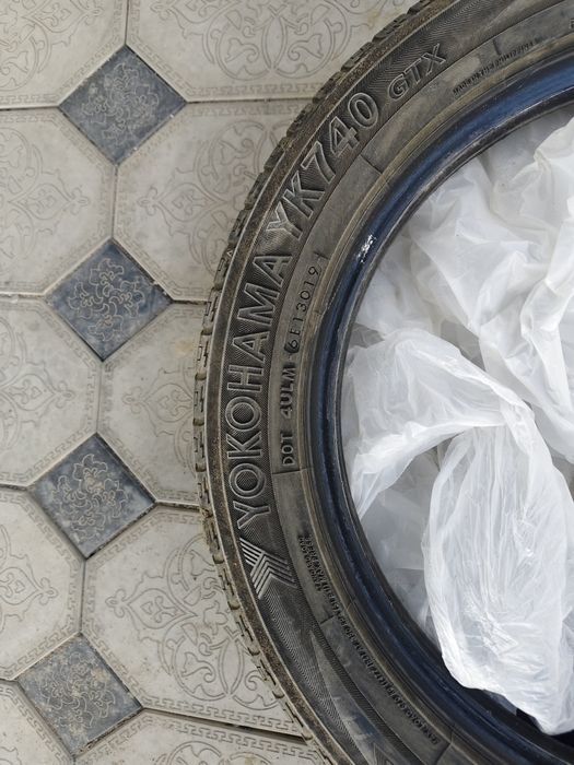 Шины летние 215/55/17  пара