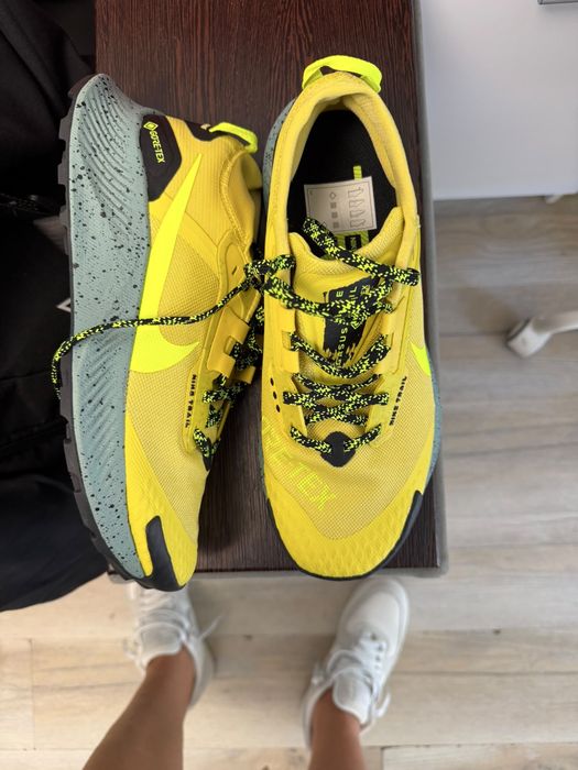 Adidasi nike goretex nr 40.5