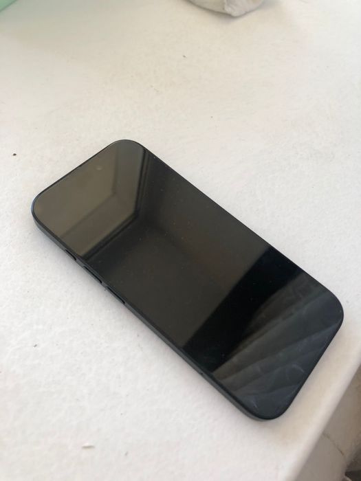 Iphone 16 Черный