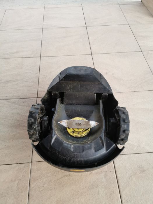 Robot de tăiat iarba ROBOMOV RX20U